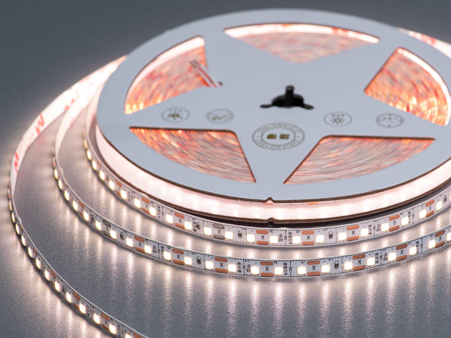 Світлодіодна стрічка 24 В 120 діодів на метр 8 мм Теплий (P24-2835-120-WW-20-8) Світлодіодна стрічка 24 В 120 діодів на метр 8 мм Теплий (P24-2835-120-WW-20-8)