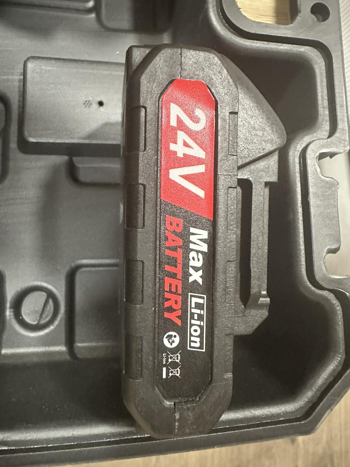 Пила ланцюгова акумуляторна 24V з двома акумуляторами 3000 mAh - фото 5 Пила ланцюгова акумуляторна 24V з двома акумуляторами 3000 mAh - фото 5