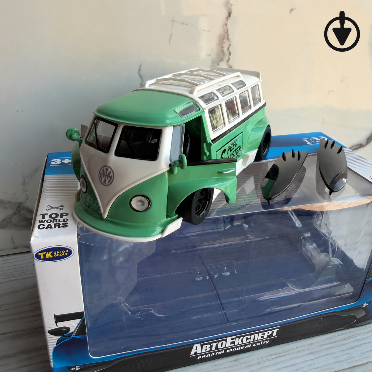 Модель коллекционная металлическая Volkswagen T1 Bus 1:32 свет фар/звук/с открывающейся дверью 14,5 см Зеленый (38344356)
