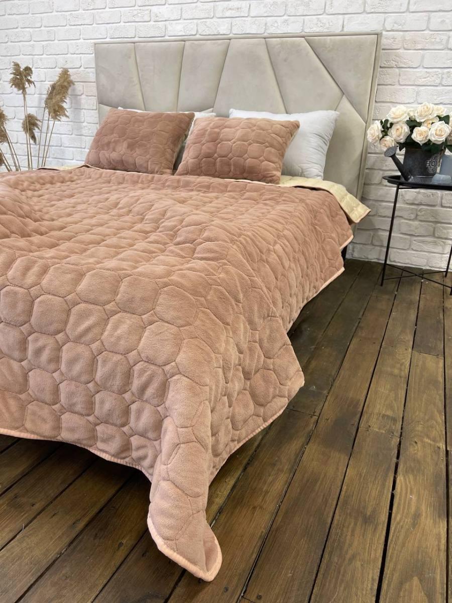 Покривало двостороннє з мікрофібри 210х230 см з подушками 2 шт. 40х60 см Коричневий (Д-cap-podush-003) - фото 3 Покривало двостороннє з мікрофібри 210х230 см з подушками 2 шт. 40х60 см Коричневий (Д-cap-podush-003) - фото 3