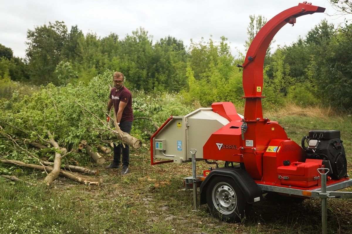 Подрібнювач гілок Arpal на щепу з бензиновим двигуном (МК-170БД) - фото 24