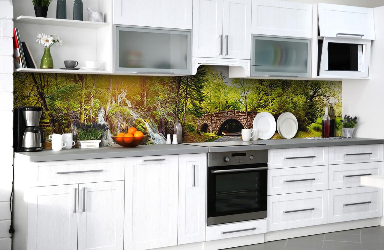 Наклейка виниловая на кухню Zatarga Лесной водопад 650х2500 мм (1274514084)