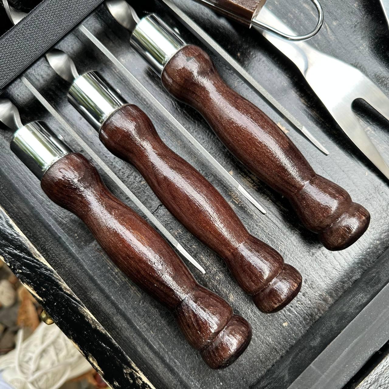 Набор шампуров максимальной комплектации в кейсе-столике для шашлыка - фото 7