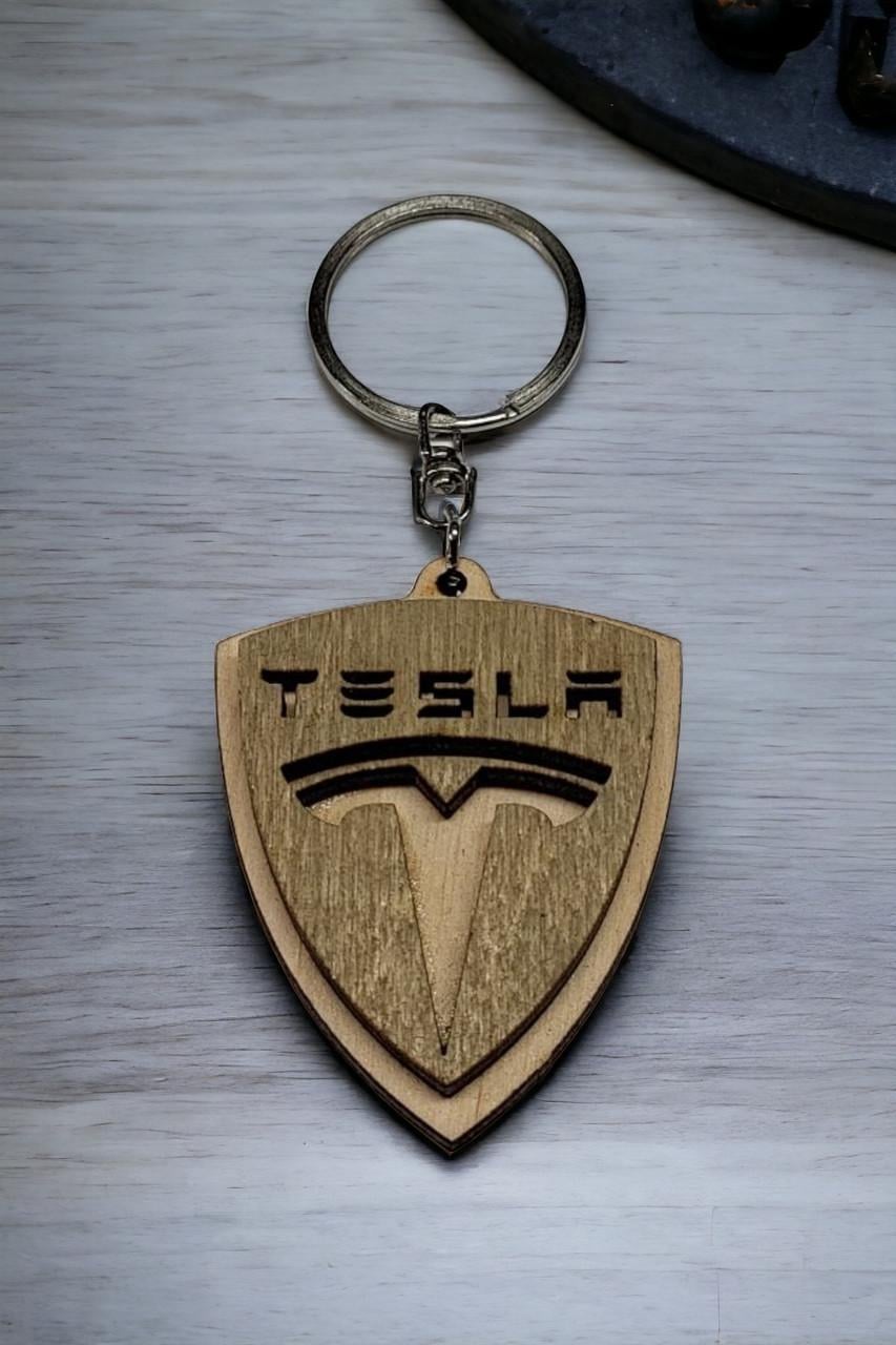 Брелок для автомобиля из дерева Tesla (2048177761) Брелок для автомобиля из дерева Tesla (2048177761)