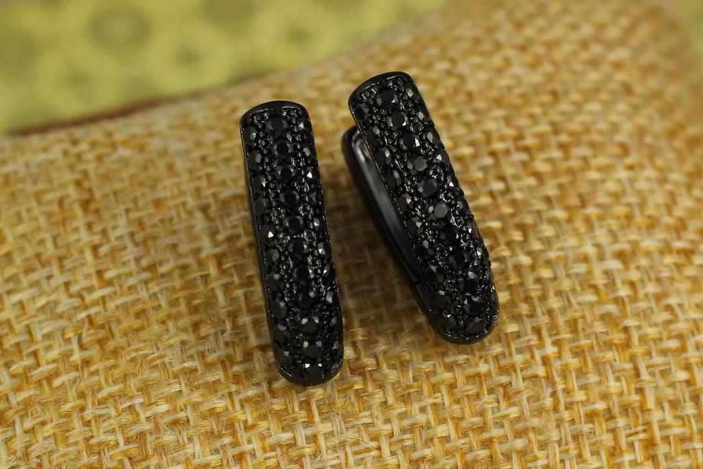 Серьги Xuping Jewelry широкая дорожка из камешков покрытие блэк ган 2,1 см Черный