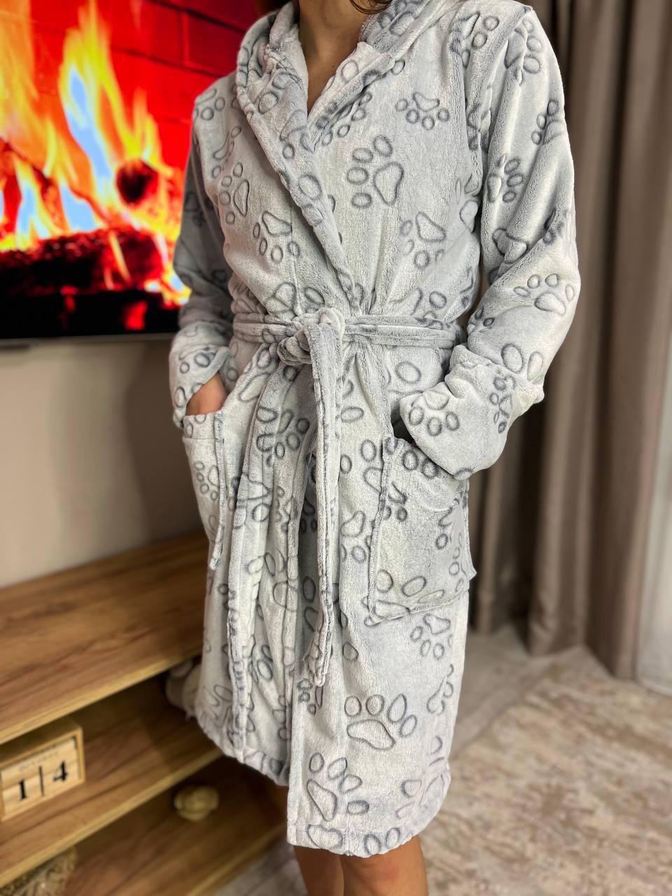 Халат женский махровый Лапки с поясом L Серый (П4К-al-mah25-001-04)