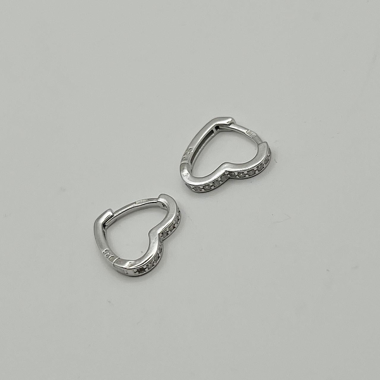 Серебряные серьги Сердце с кубическим цирконием 0,92 г (2600015184) Серебряные серьги Сердце с кубическим цирконием 0,92 г (2600015184)