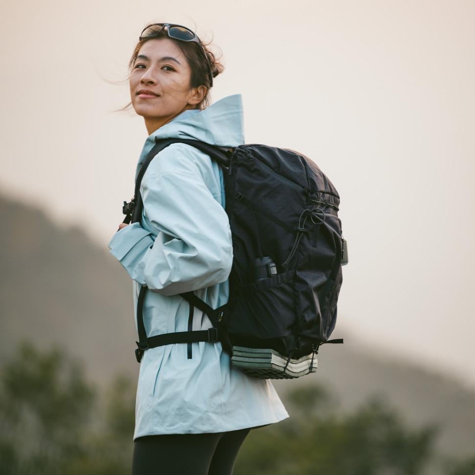 Рюкзак туристичний Naturehike Helium CNK2300BB017 25 л Чорний (51335) Рюкзак туристичний Naturehike Helium CNK2300BB017 25 л Чорний (51335)