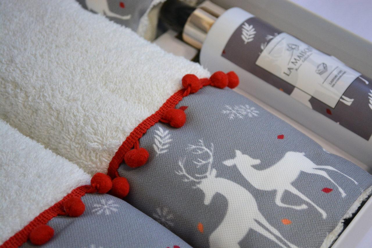 Подарунковий набір рушників La Maison d'Armorine 3 шт. з ароматом Sedric 30294 (29658335) - фото 2 Подарунковий набір рушників La Maison d'Armorine 3 шт. з ароматом Sedric 30294 (29658335) - фото 2