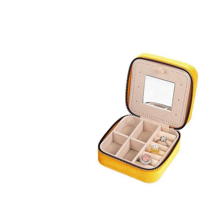 Футляр для прикрас дорожній 10x10x5,2 см оксамитовий Жовтий (ST0374) - фото 2 Футляр для прикрас дорожній 10x10x5,2 см оксамитовий Жовтий (ST0374) - фото 2