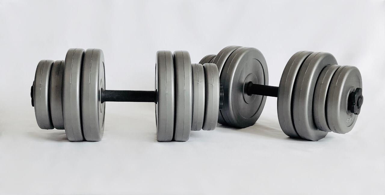 Гантели WCG в пластике 2х15 кг Серый (846342039221) - фото 1 Гантели WCG в пластике 2х15 кг Серый (846342039221) - фото 1