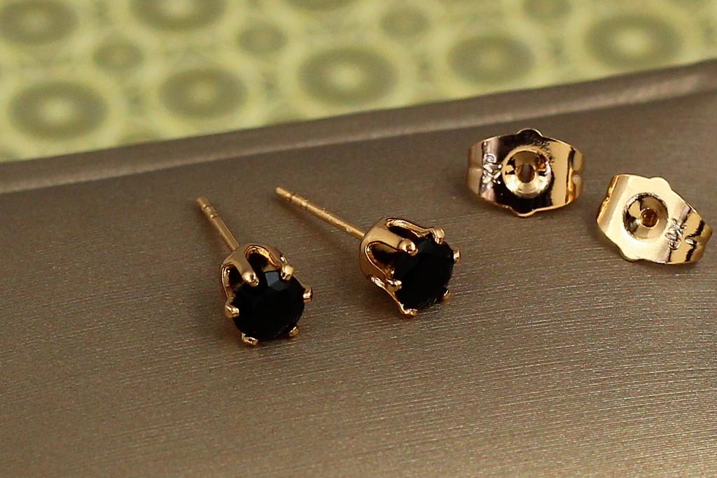 Серьги гвоздики Xuping Jewelry Черный фианит на шесть креплений 5 мм Золотистый (2416599103)