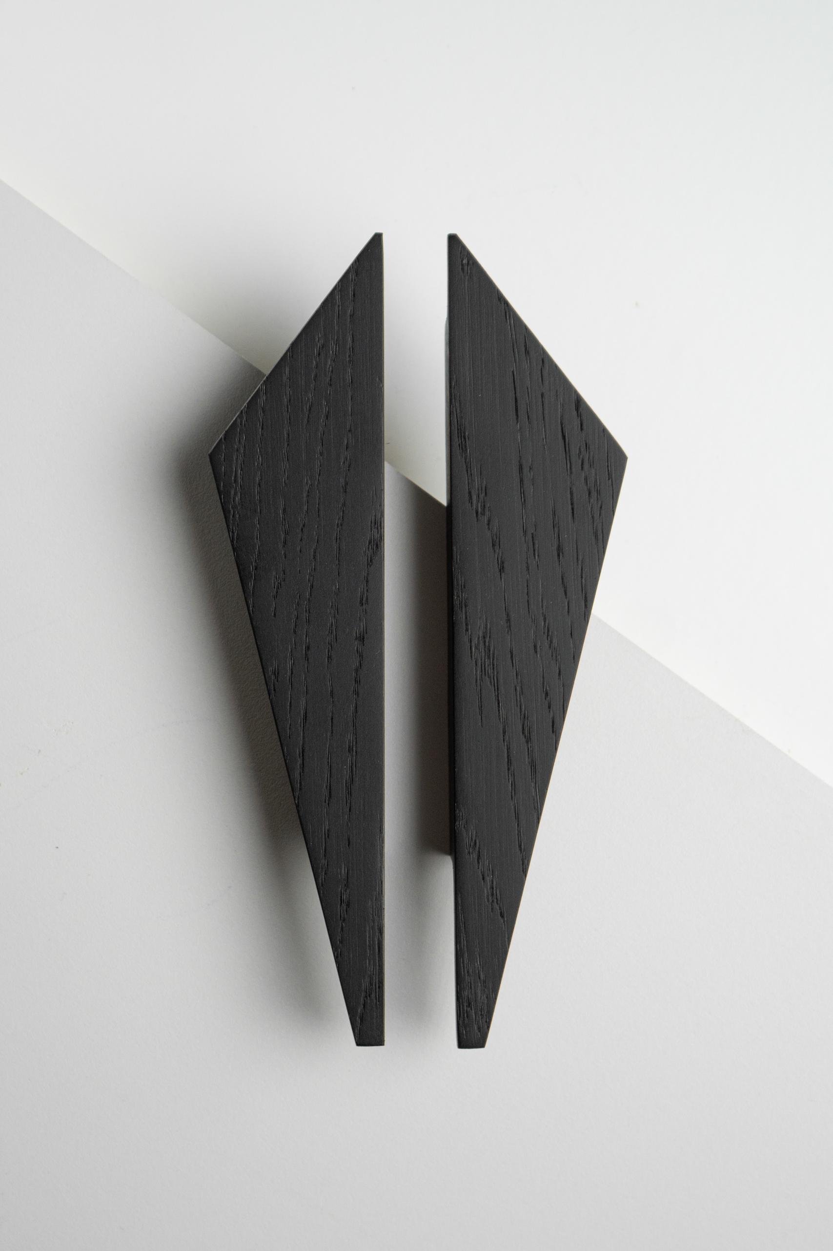 Меблева ручка Triagle із дерева комплект 183 мм Black