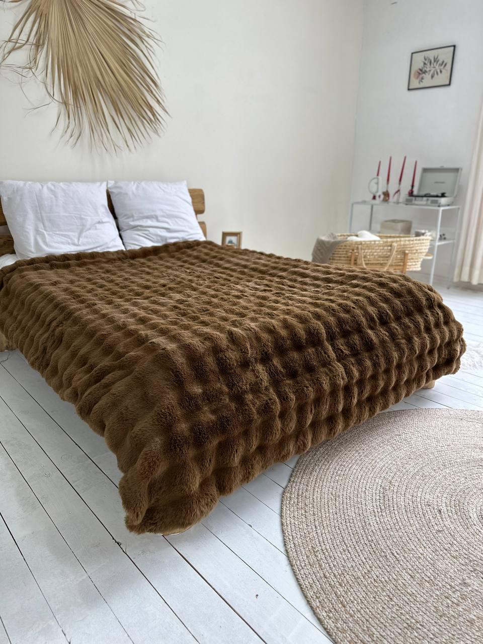 Плед-покрывало Люкс Кролик 220х240 см Коричневый (15777-5) Плед-покрывало Люкс Кролик 220х240 см Коричневый (15777-5)