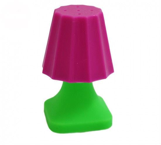 Набір сільничка та перечниця Fissman 9x5 см у формі настільної лампи із силікону (SM-7626.4LM)