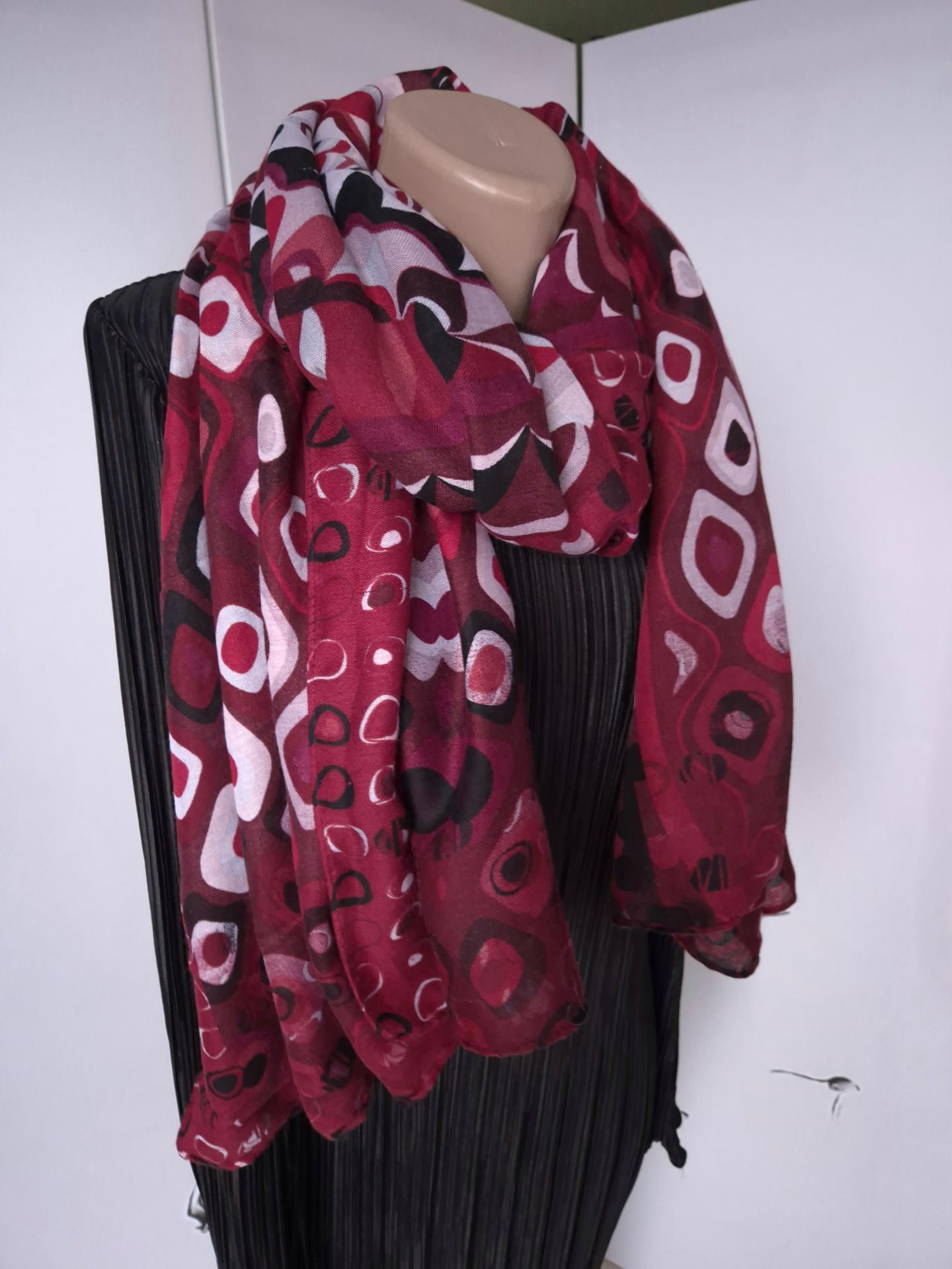 Шарф-палантин жіночий в геометричний принт весна-осінь Anoreani 178х87 см Бордовий (15082) - фото 6 Шарф-палантин жіночий в геометричний принт весна-осінь Anoreani 178х87 см Бордовий (15082) - фото 6