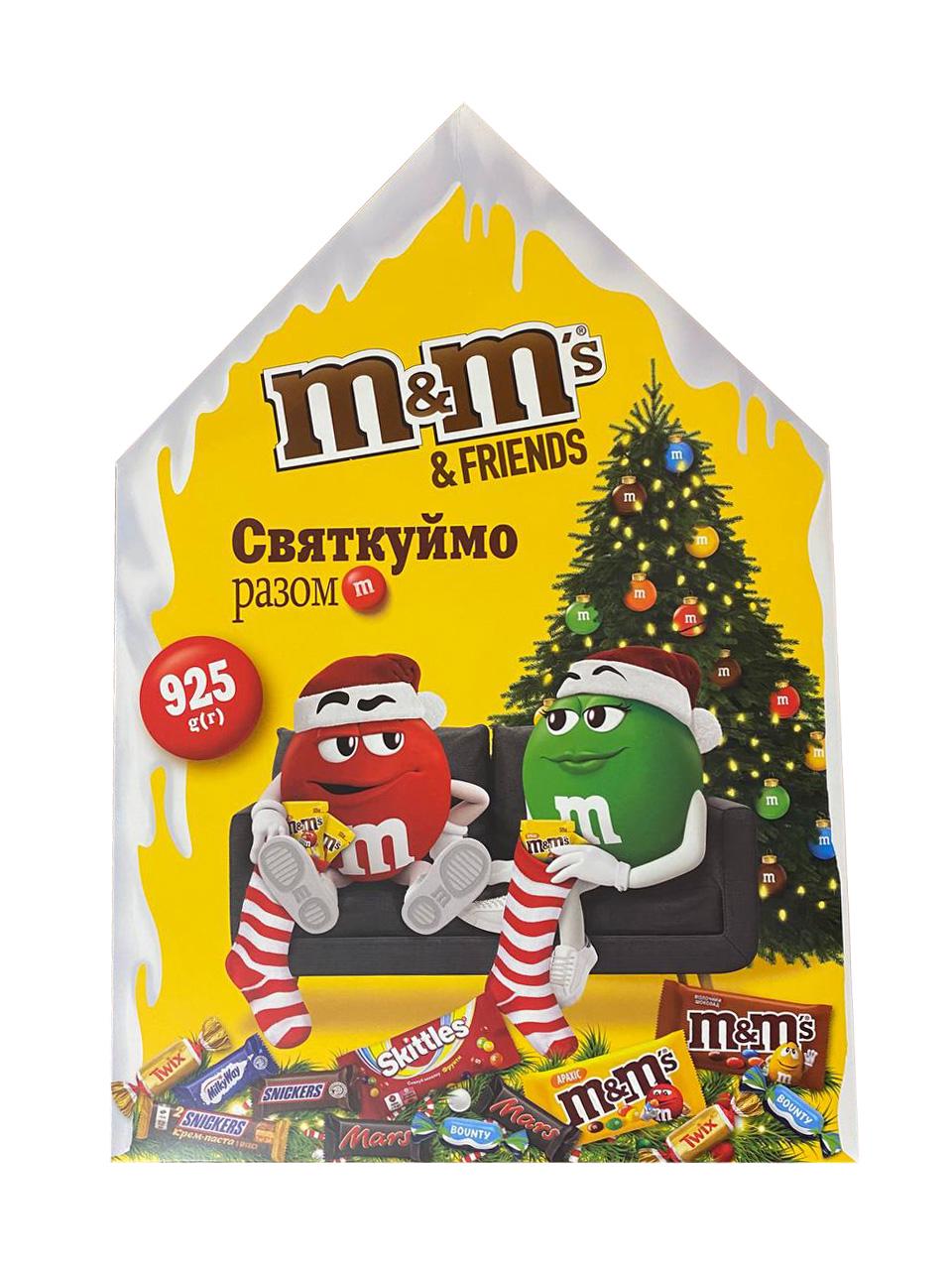 Новогодний шоколадный подарок M&M's & Friends Избушка 925 г (23451673)