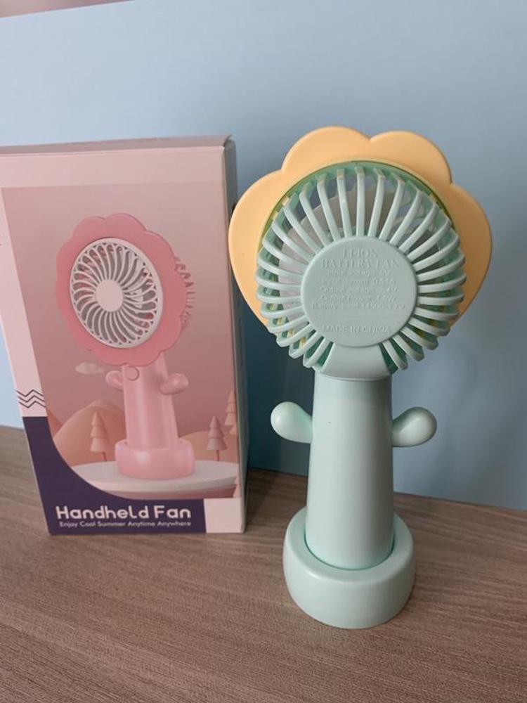 Вентилятор портативний на акумуляторі та USB Квітка Жовтий (51-жов-BT-8861) - фото 10 Вентилятор портативний на акумуляторі та USB Квітка Жовтий (51-жов-BT-8861) - фото 10