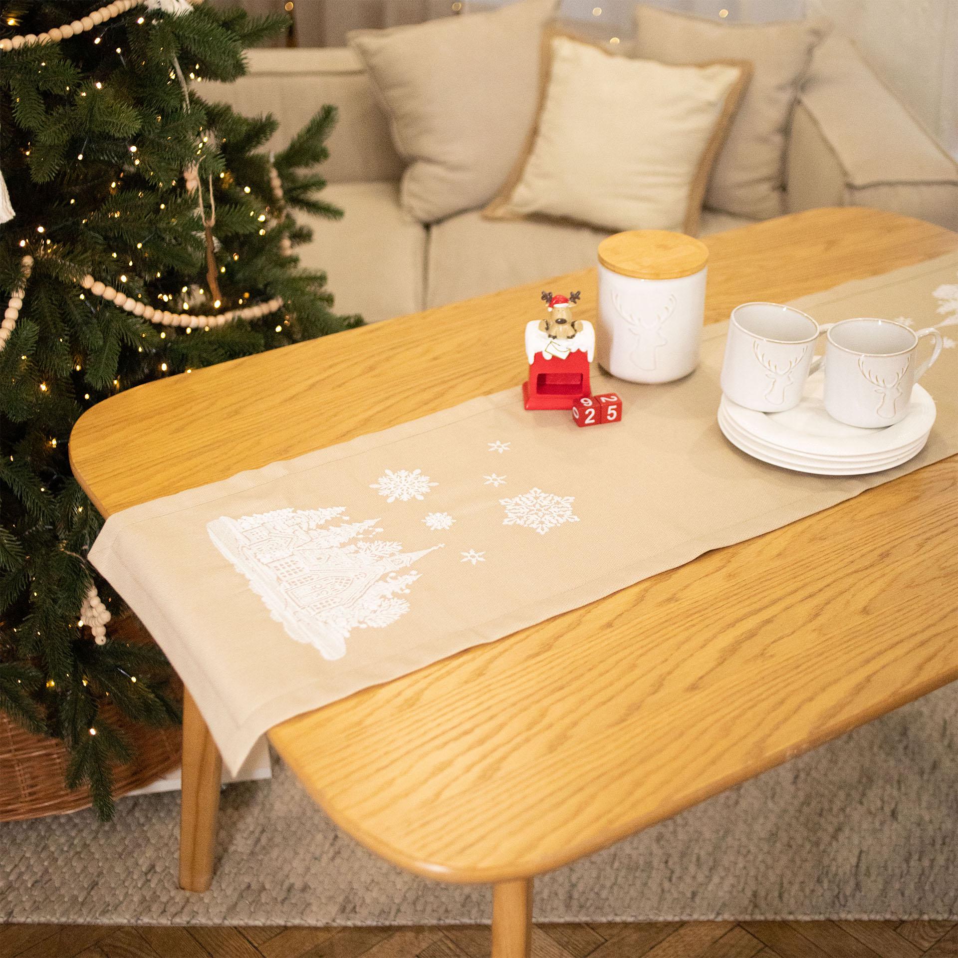 Доріжка на стіл новорічна Едельвіка Різдво 1,40x0,40 м (368-24/00) - фото 2 Доріжка на стіл новорічна Едельвіка Різдво 1,40x0,40 м (368-24/00) - фото 2