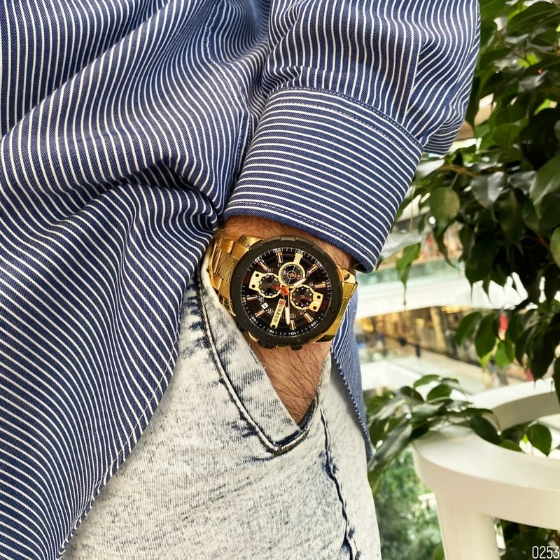 Наручний годинник Curren 8336 Gold/Black - фото 7 Наручний годинник Curren 8336 Gold/Black - фото 7