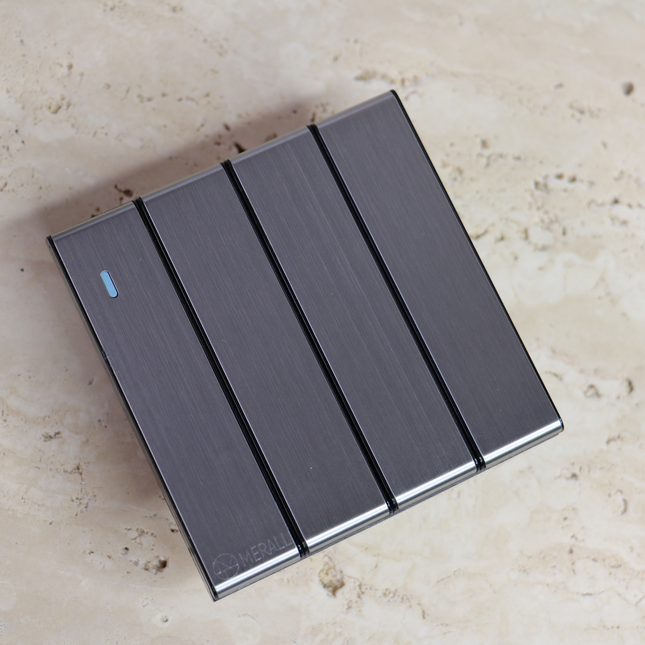 Комплект вимикач 4 MERALLI INOX безрамковий/квадратний підрозетник MERALLI горизонтальний Білий - фото 3 Комплект вимикач 4 MERALLI INOX безрамковий/квадратний підрозетник MERALLI горизонтальний Білий - фото 3