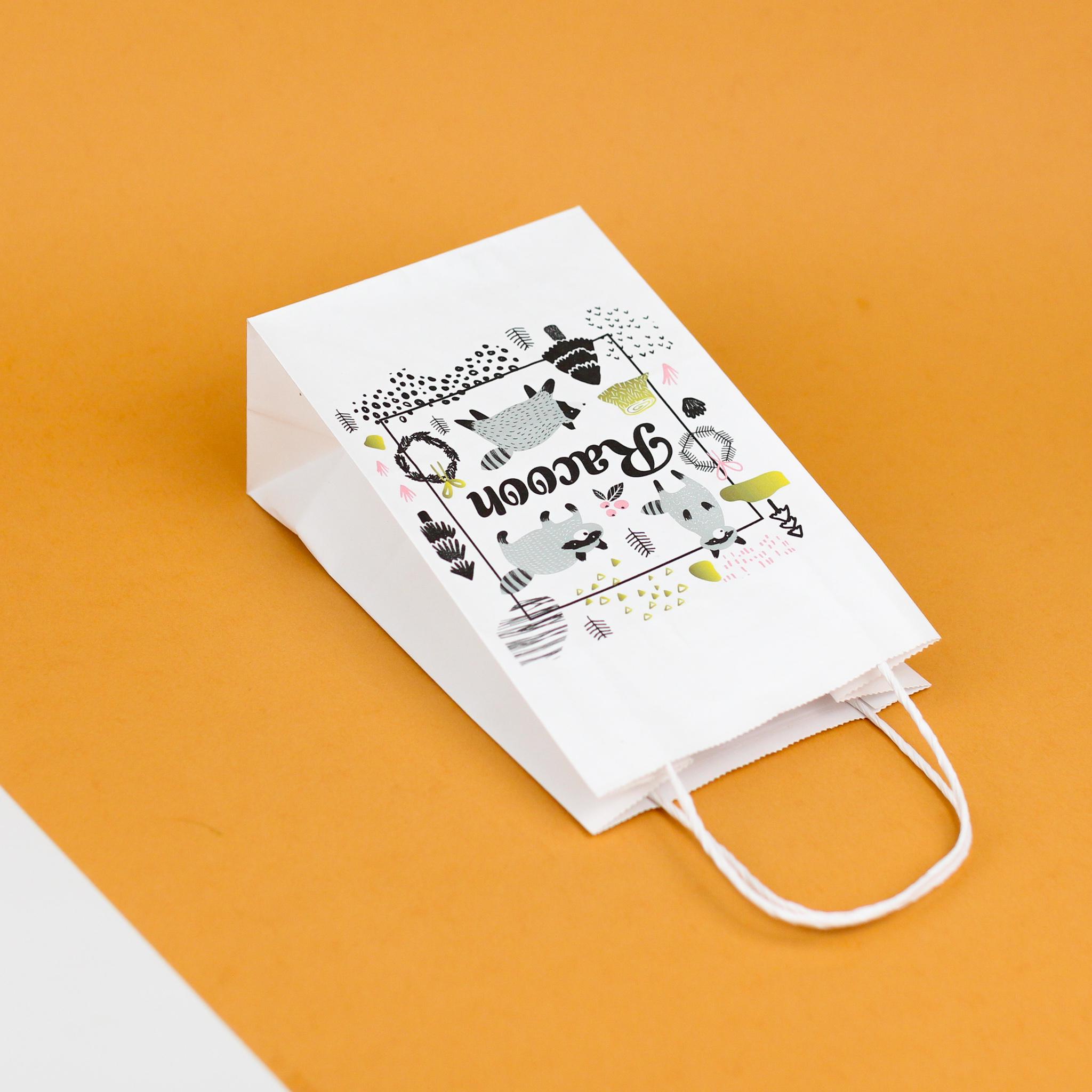 Пакет подарунковий Веселі єноти 150х90х240 мм 20 шт. - фото 4 Пакет подарунковий Веселі єноти 150х90х240 мм 20 шт. - фото 4