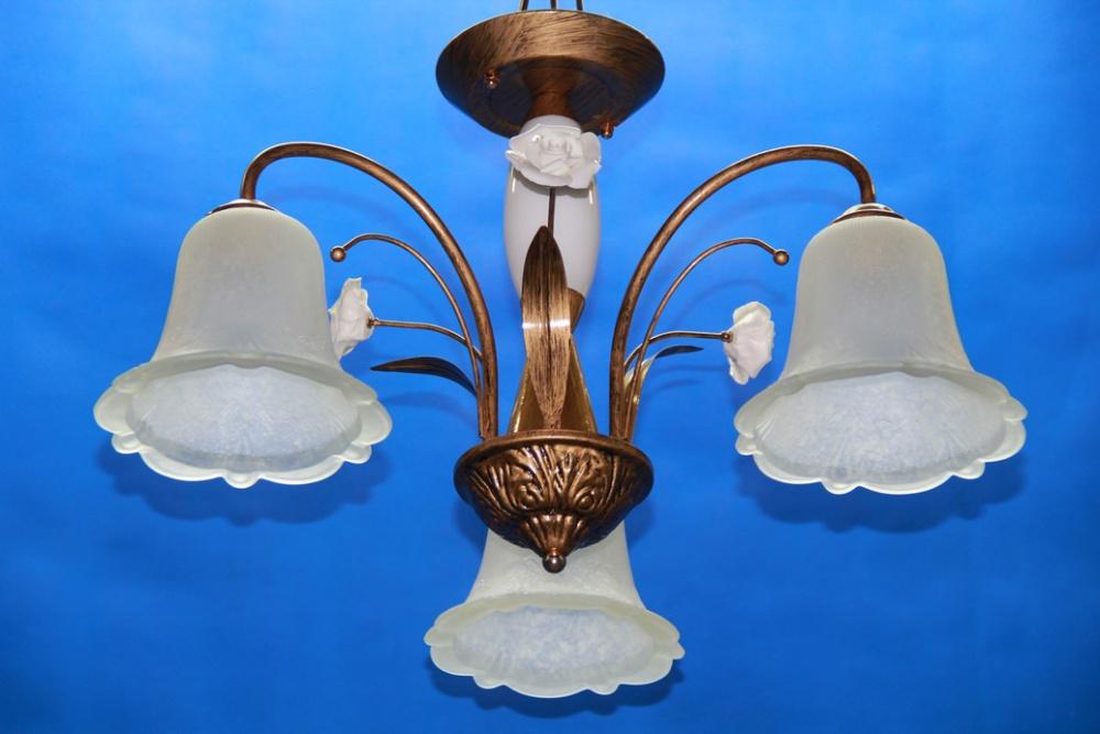 Люстра с плафонами Ray L03044/3 BG (IR005957) Люстра с плафонами Ray L03044/3 BG (IR005957)