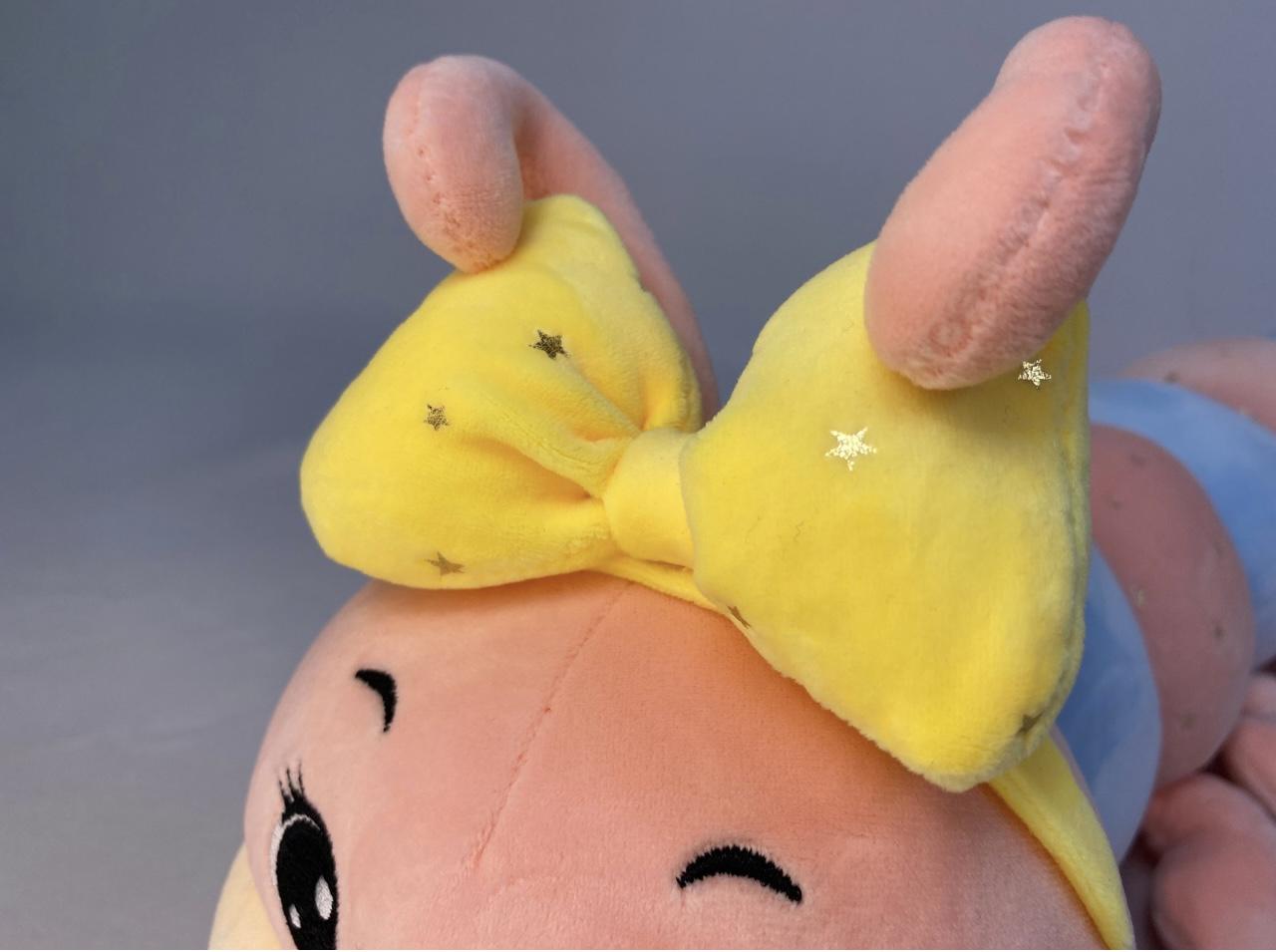 Мягкая игрушка-обнимашка Гусеничка с бантиком 70 см Розовый/Голубой (E33186) - фото 5 Мягкая игрушка-обнимашка Гусеничка с бантиком 70 см Розовый/Голубой (E33186) - фото 5