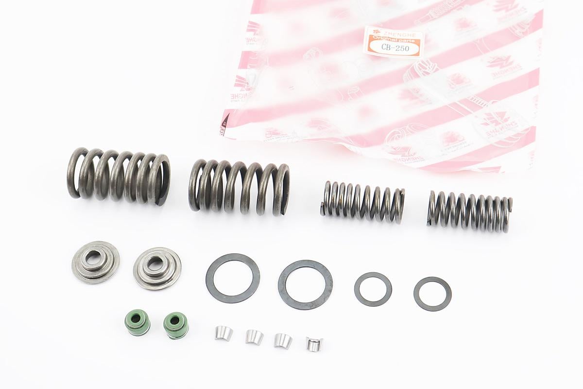 Ремкомплект клапанов к мотоциклу Viper-125-150J к двигателям CB 250cc пружины сухари тарелки (998576)