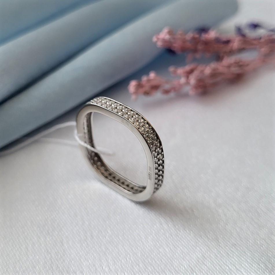 Кольцо женское Квадрат из серебра р. 17 925 проба 2,39 г (1160р)