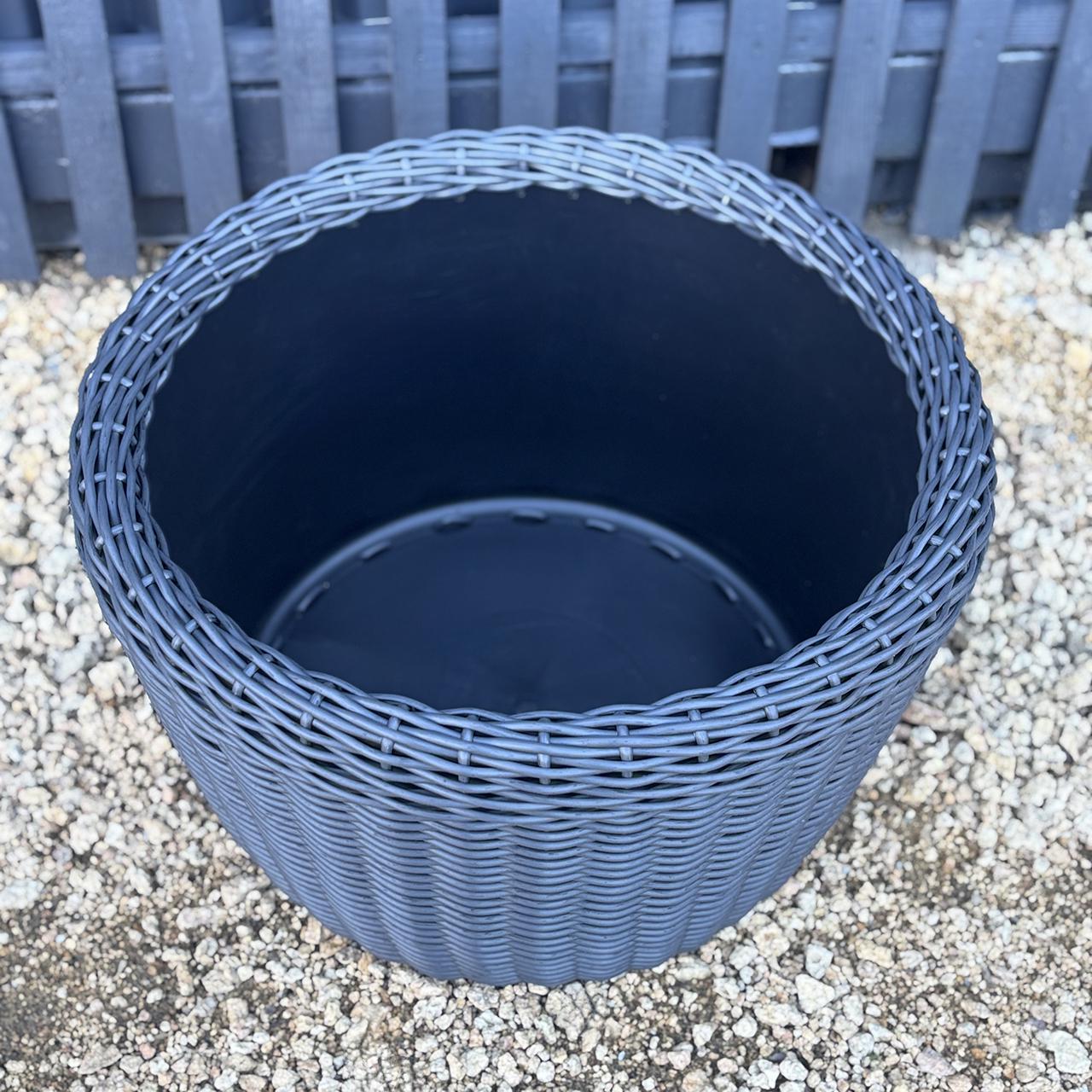 Кашпо велике для рослин та квітів з штучного ротангу/ручної роботи 90 л Графіт - фото 4