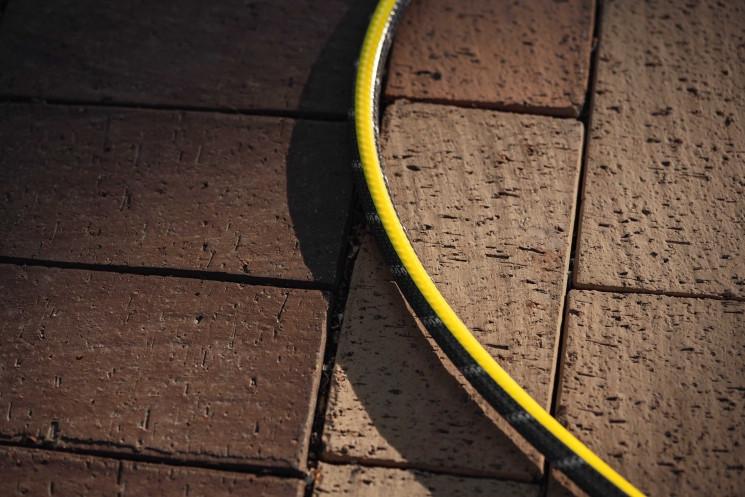 Шланг для полива садовый 2Е AquaFlex Carbon 1/2" 20 м 4 слоя (2E- GHE12GE20) - фото 2