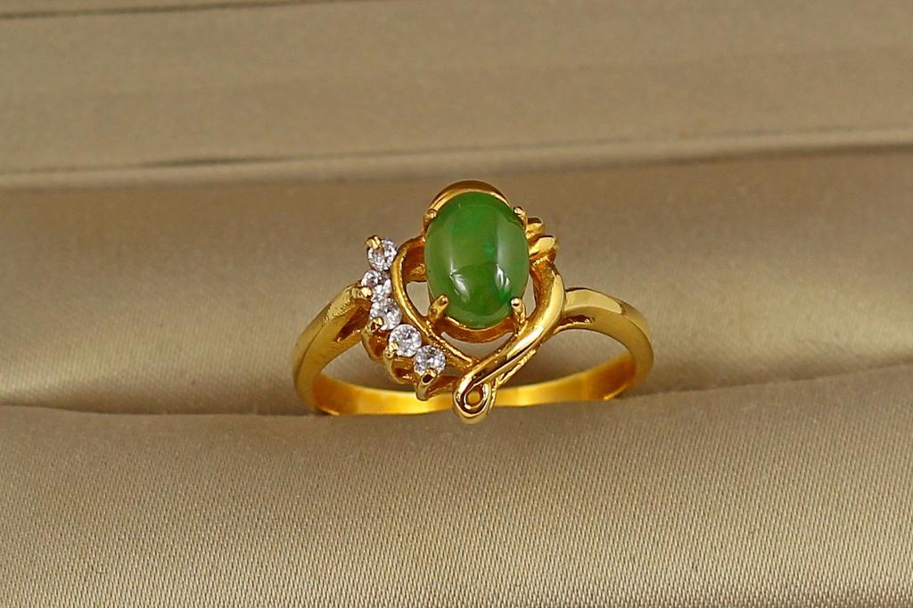 Кольцо Нефрит цирконы сбоку р. 19 Золотистый (30468865) Кольцо Нефрит цирконы сбоку р. 19 Золотистый (30468865)