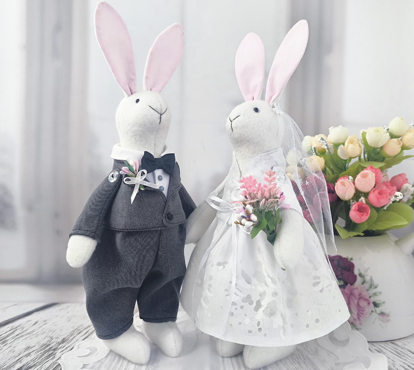 Кукла интерьерная Кролики свадебные с букетом Розовый (1736162258)