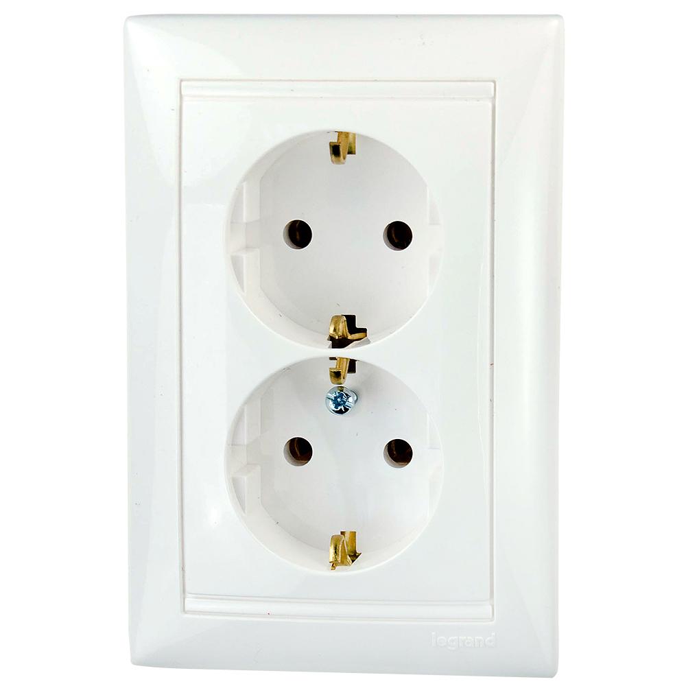 Розетка Legrand Valena із заземленням Білий (774400) Розетка Legrand Valena із заземленням Білий (774400)