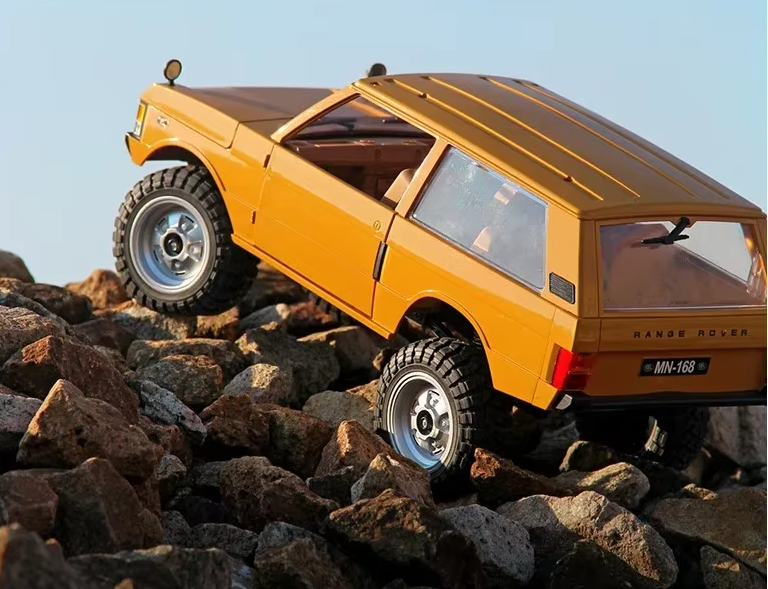 Машинка на радіокеруванні MN168 Range Rover - фото 3 Машинка на радіокеруванні MN168 Range Rover - фото 3