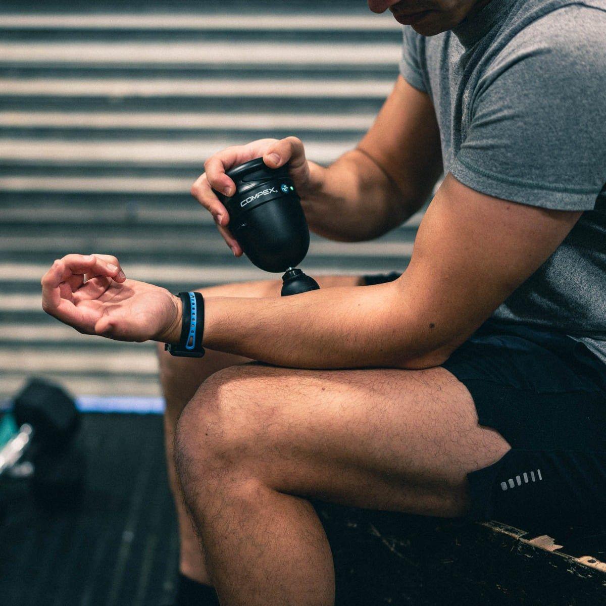 Масажер перкусійний Compex FIXX MINI Чорний (INTL-CX202WL06-BLK) - фото 5 Масажер перкусійний Compex FIXX MINI Чорний (INTL-CX202WL06-BLK) - фото 5