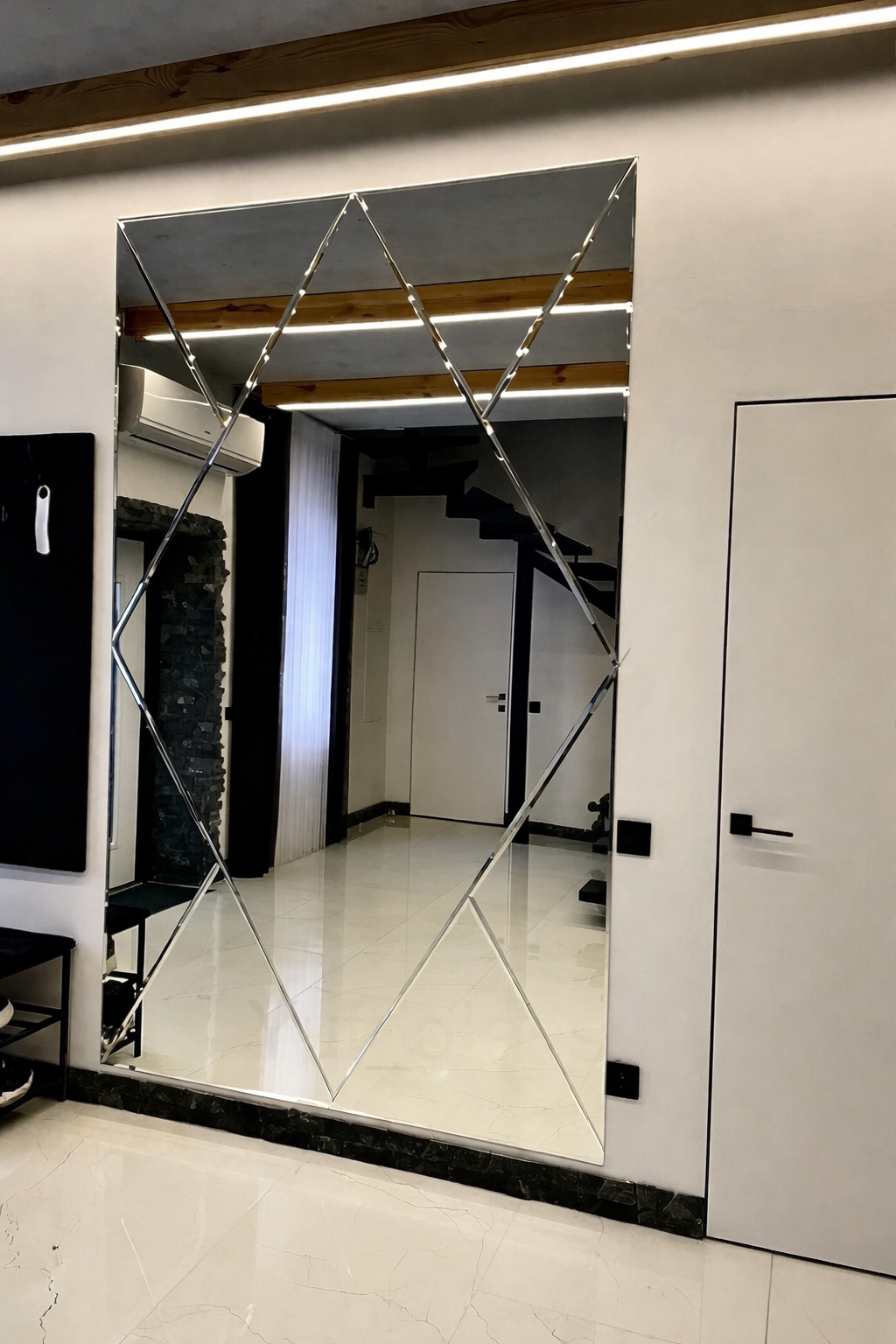 Панно зеркальное YUF_GLASS 2000х1300 мм (152)