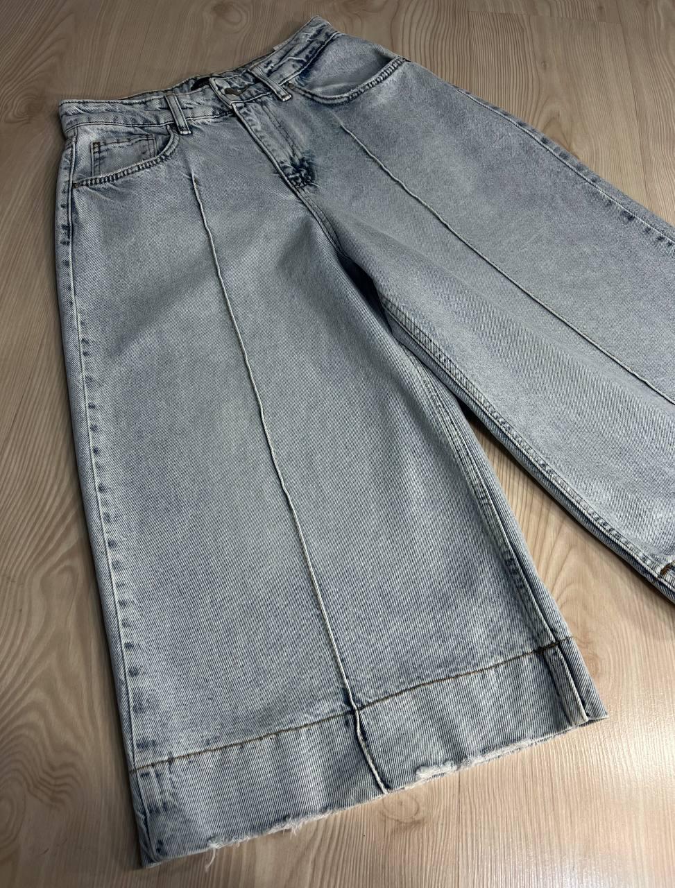 Шорти жіночі джинсові Sherocco 392-1 бермуди довгі з манжетами та стрілкою р. 26 Блакитний (4294) - фото 3 Шорти жіночі джинсові Sherocco 392-1 бермуди довгі з манжетами та стрілкою р. 26 Блакитний (4294) - фото 3