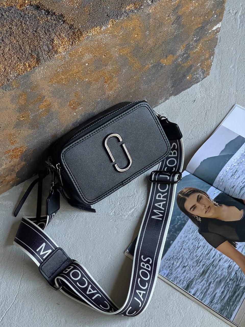Сумка жіноча Marc Jacobs крос-боді на широкому ремені Snapshot Чорний (2850311581) Сумка жіноча Marc Jacobs крос-боді на широкому ремені Snapshot Чорний (2850311581)