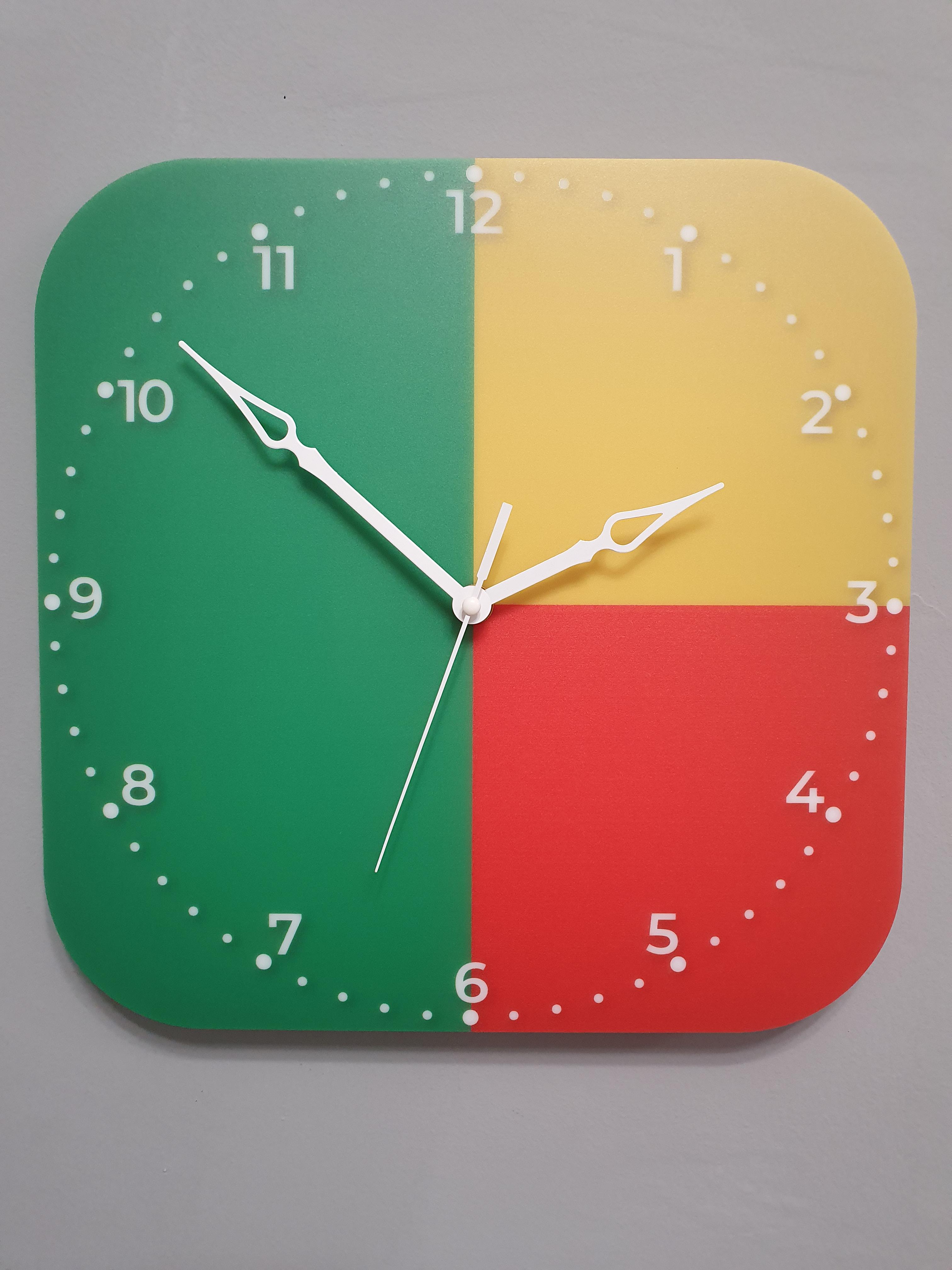 Часы настенные флаг Бенина (3704)