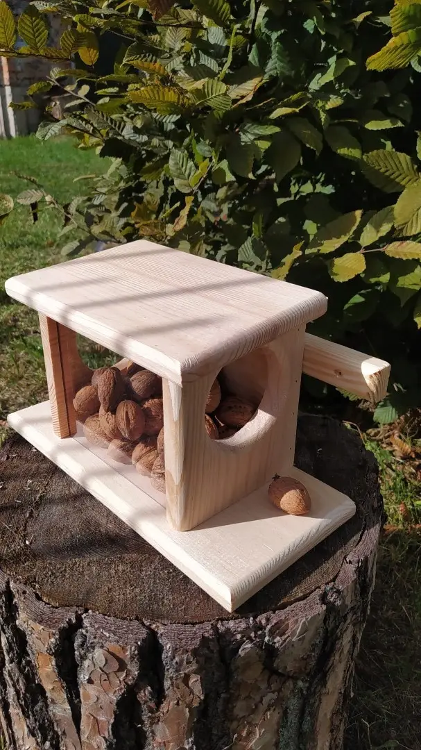 Кормушка для белок Гостинец Некрашеная (ТК-022) - фото 5 Кормушка для белок Гостинец Некрашеная (ТК-022) - фото 5