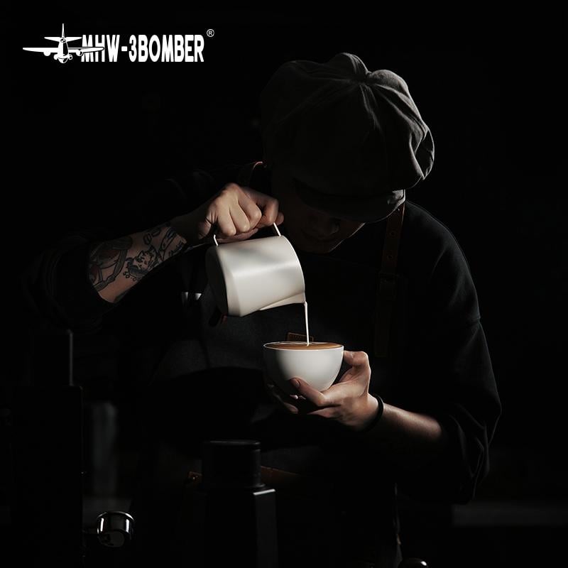 Питчер с ручкой для молока MHW-3BOMBER GT 600 мл Белый (P5181-OS) - фото 5 Питчер с ручкой для молока MHW-3BOMBER GT 600 мл Белый (P5181-OS) - фото 5