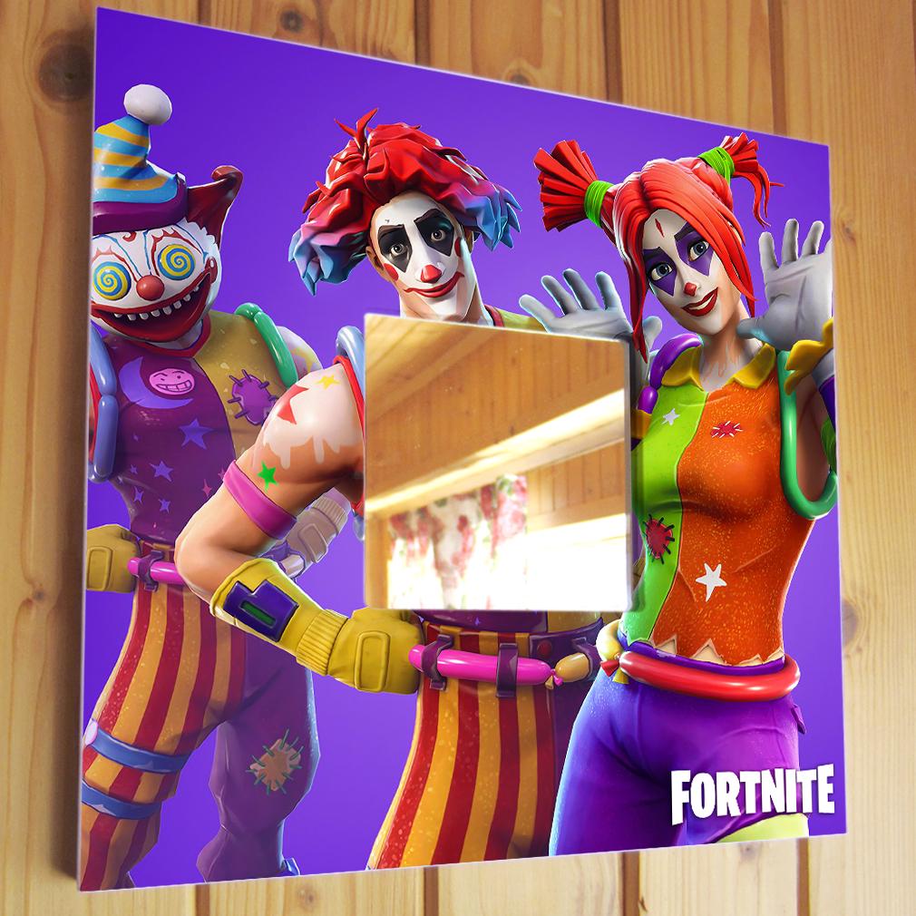 Зеркало декоративное Персонажи игры ''Fortnite'' 260х260 мм (M04427)