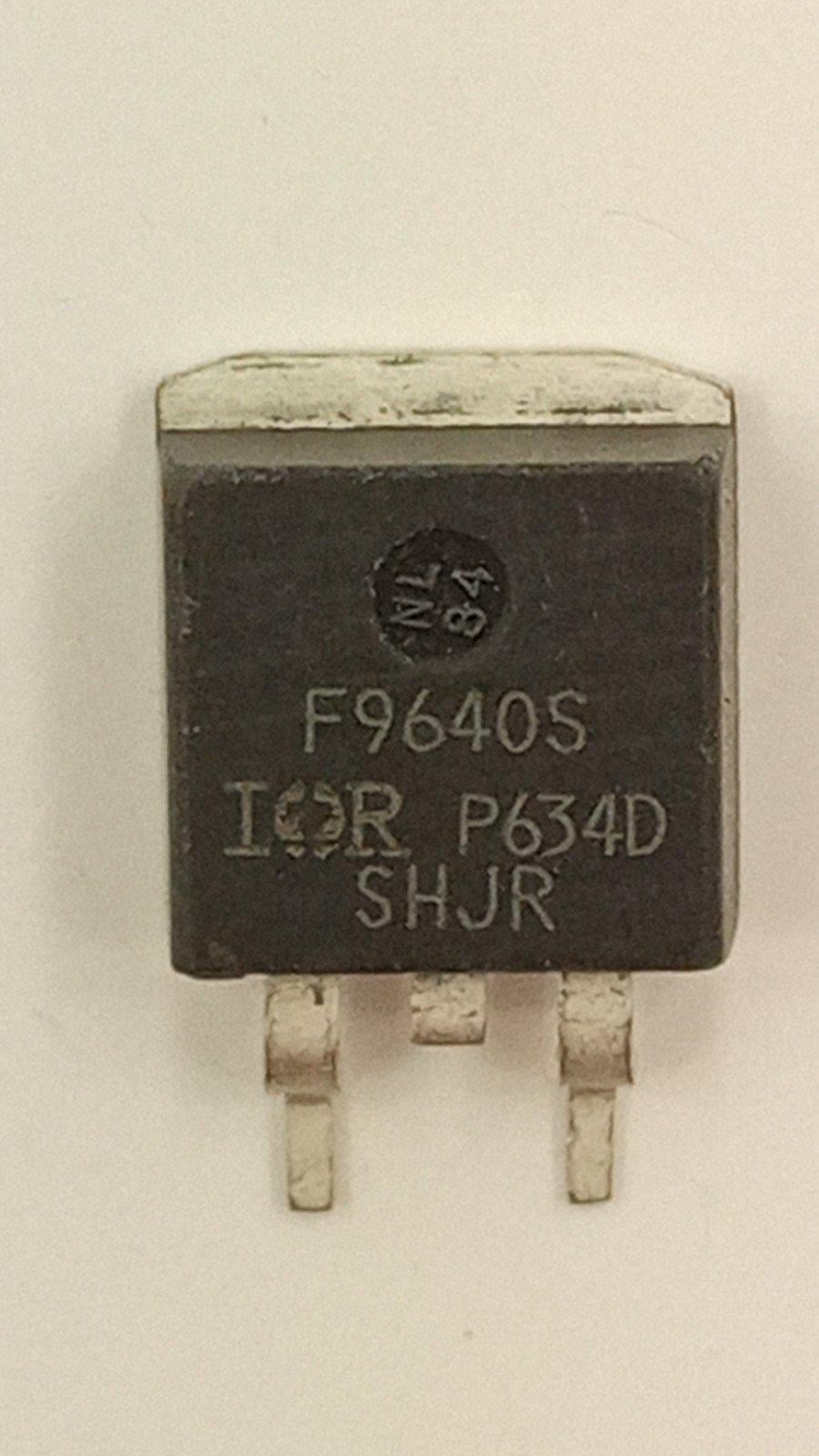 Транзистор IRF9640STRL D2-Pak
