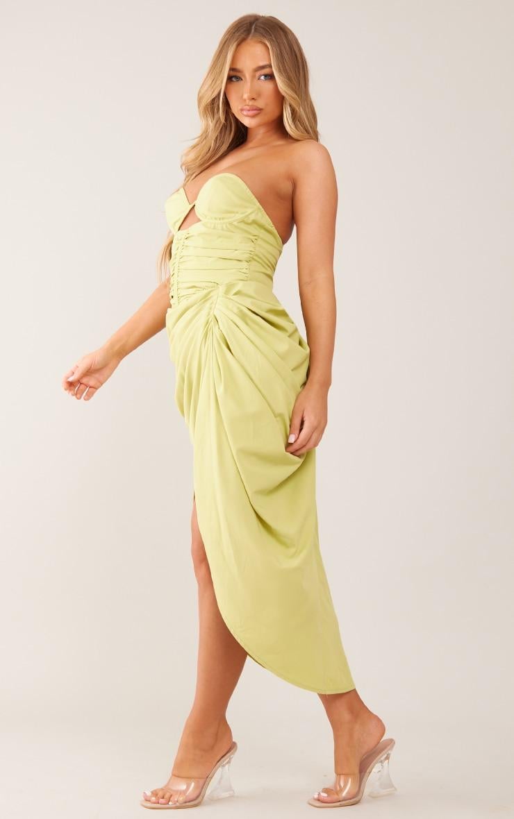 Платье Pretty Little Thing CNE1416 р. 32 Зеленый - фото 1 Платье Pretty Little Thing CNE1416 р. 32 Зеленый - фото 1