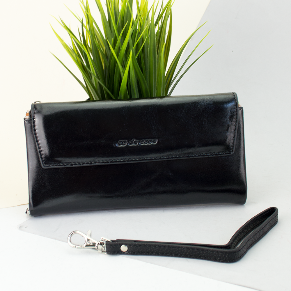 Кошелек женский кожаный De Esse LC89049-1 на магните Черный