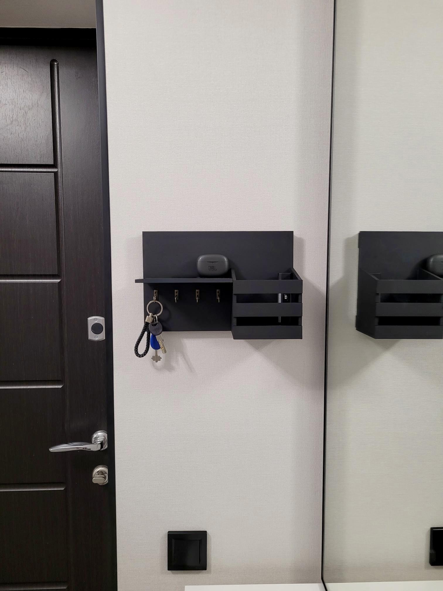 Ключниця настінна з ящиком Чорний