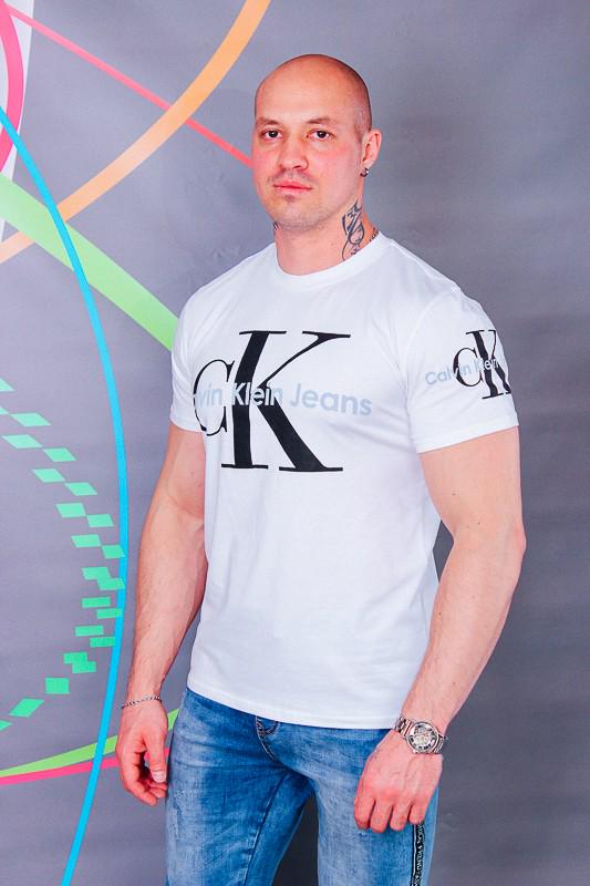 Футболка з надписом Calvin Klein р. 44 Білий (p-200193-O-1) Футболка з надписом Calvin Klein р. 44 Білий (p-200193-O-1)