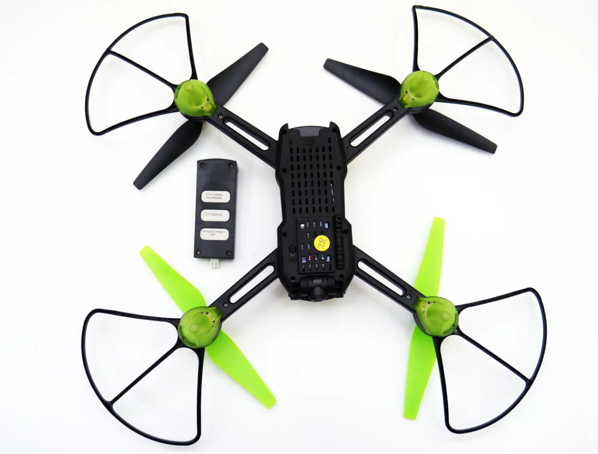 Квадрокоптер HC676 c WiFi камерой